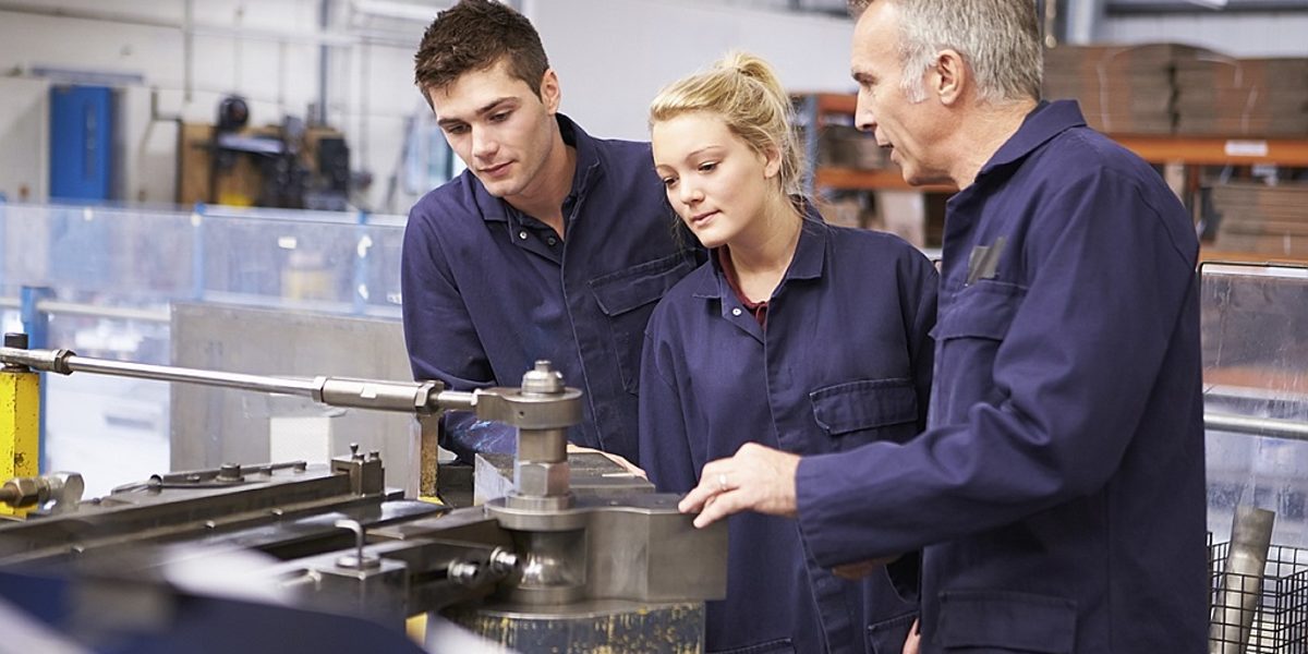 Ausbildung, Werkstatt, Meister, Lehrlinge, Handwerk