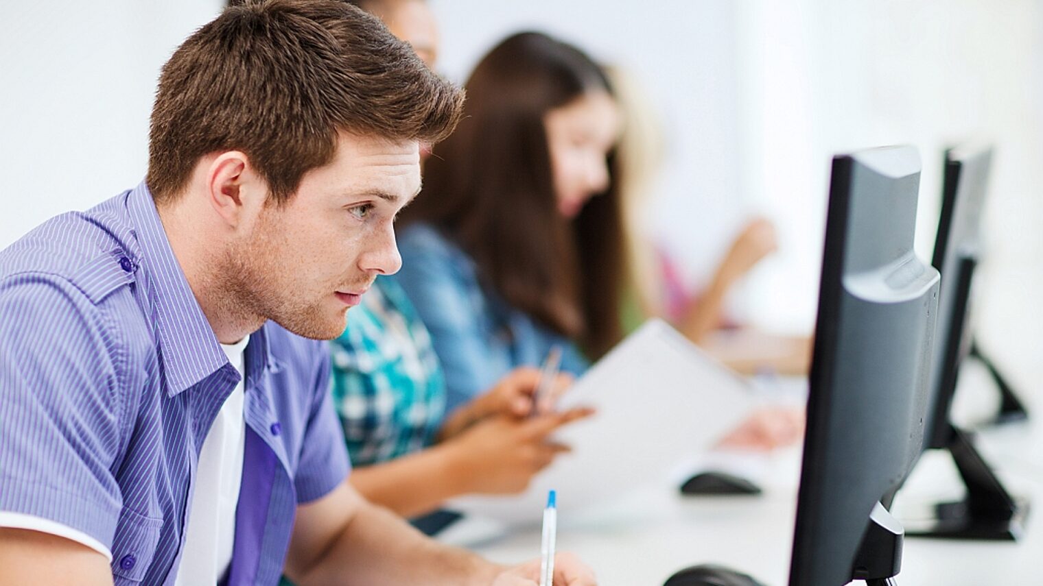 Bildung, Technik, PC, E-Learning, Azubi, Ausbildung, Beruf, Handwerksbetrieb, Fachkräfte, Fachkräftesicherung, Handwerkskammer Berlin