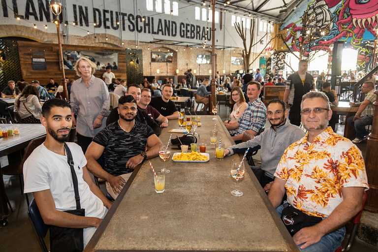 Meisterfeier 2023, Meisterinnen, Meister, Glückwunsch, Ehrung, Meisterbrief, Handwerkskammer Berlin, Jahrgang 2022, BrewDog 
