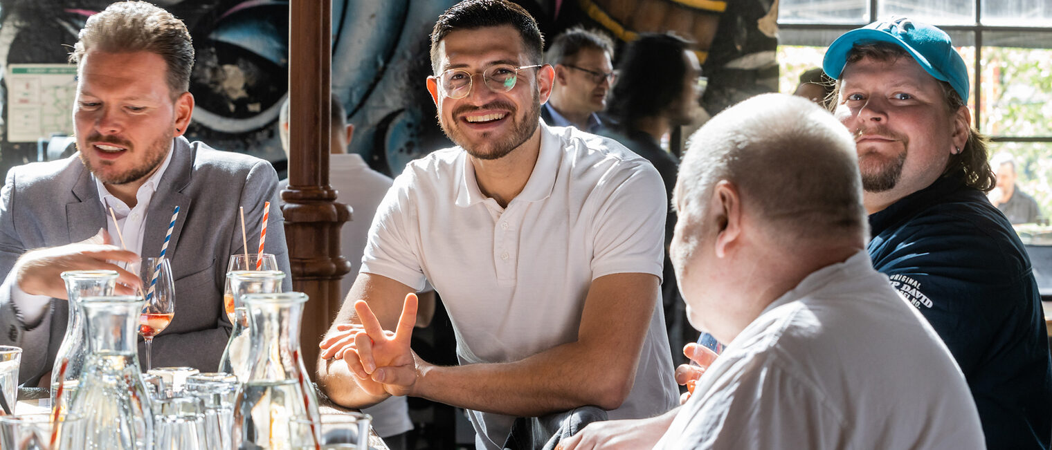 Meisterfeier 2023, Meisterinnen, Meister, Gl&uuml;ckwunsch, Ehrung, Meisterbrief, Handwerkskammer Berlin, Jahrgang 2022, BrewDog 