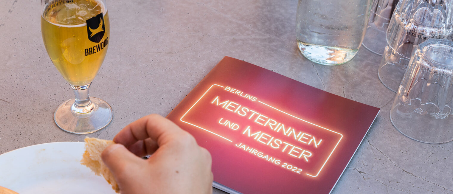 Meisterfeier 2023, Meisterinnen, Meister, Gl&uuml;ckwunsch, Ehrung, Meisterbrief, Handwerkskammer Berlin, Jahrgang 2022, BrewDog 