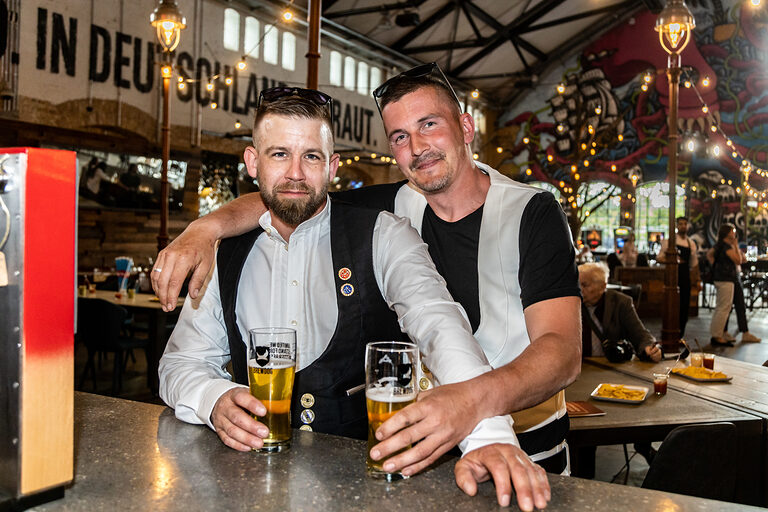 Meisterfeier 2023, Meisterinnen, Meister, Glückwunsch, Ehrung, Meisterbrief, Handwerkskammer Berlin, Jahrgang 2022, BrewDog 