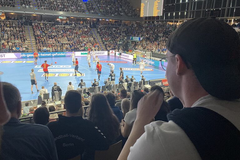 Handball-Länderspiel Deutschland gegen Spanien in der Max-Schmeling-Halle am 30.04.2023
