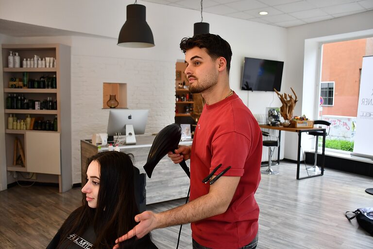 Friseurgeselle, Frisörsalon, Handwerk, Berlin, Azubi Akademie, Handwerkskammer Berlin, Ausbildung, Prüfungsangst, Workshop