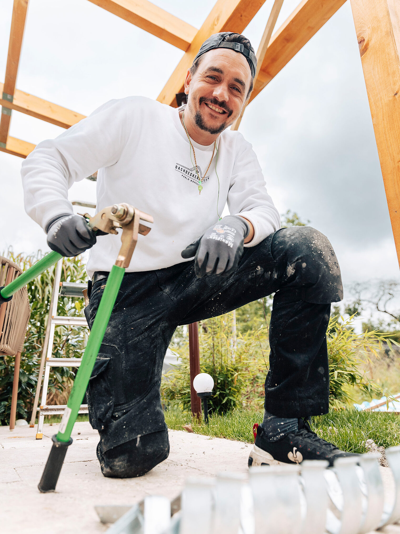 Tag des Handwerks 2023, Imagekampagne, Wir machen, was Berlin ausmacht, Dachdeckermeister, Dachrinne, Dach, Handwerker