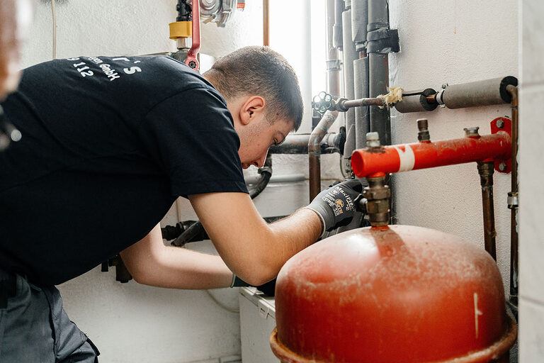 Ausbildung Berlin, Ausbildungsplätze 2024, Berufsbildung, Willkommen im Handwerk, Anlagenmechaniker, Lehrstellenbörse, Azubi