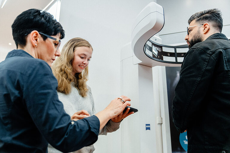 Ausbildung Berlin, Ausbildungsplätze 2024, Berufsbildung, Willkommen im Handwerk, Augenoptiker, Lehrstellenbörse, Azubi