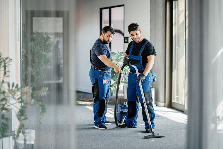 Ausbildung Berlin, Ausbildungsplätze 2024, Berufsbildung, Willkommen im Handwerk, Gebäudereiniger, Lehrstellenbörse, Azubi