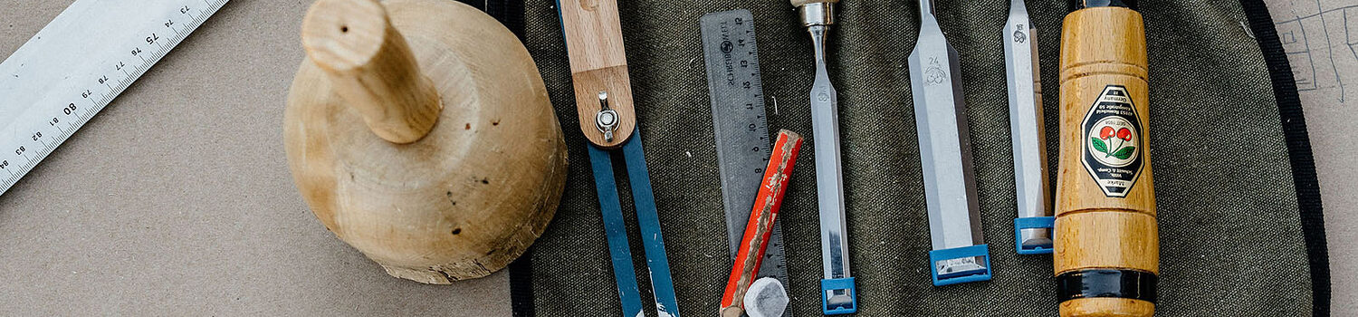 Ausbildung Berlin, Ausbildungsplätze 2023, Berufsbildung, Willkommen im Handwerk, Zimmerer, Lehrstellenbörse, Azubi, Handwerkskammer