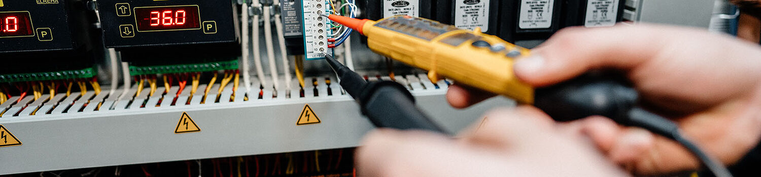 Ausbildung Berlin, Ausbildungsplätze 2023, Beruf, Willkommen im Handwerk, Mechatroniker, Kältetechnik, Klimaanlagen, Azubi