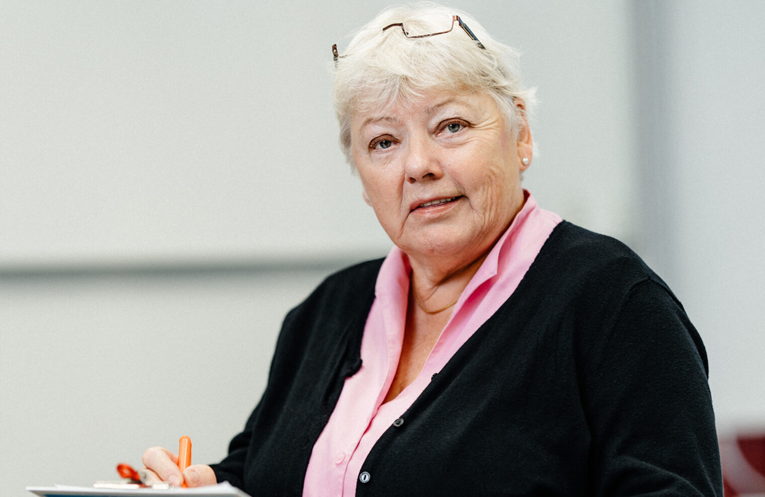 Angelika Walther-Soehlke, ehem. Lehrerin, führt Ausbildereignungsprüfungen, Prüferin, Ehrenamt