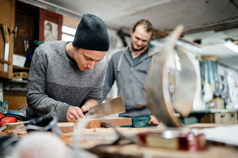 Ausbildung Berlin, Ausbildungsplätze 2023, Beruf, Willkommen im Handwerk, Bootsbauer, Boot, Schiff, Azubi, Holzgewerbe