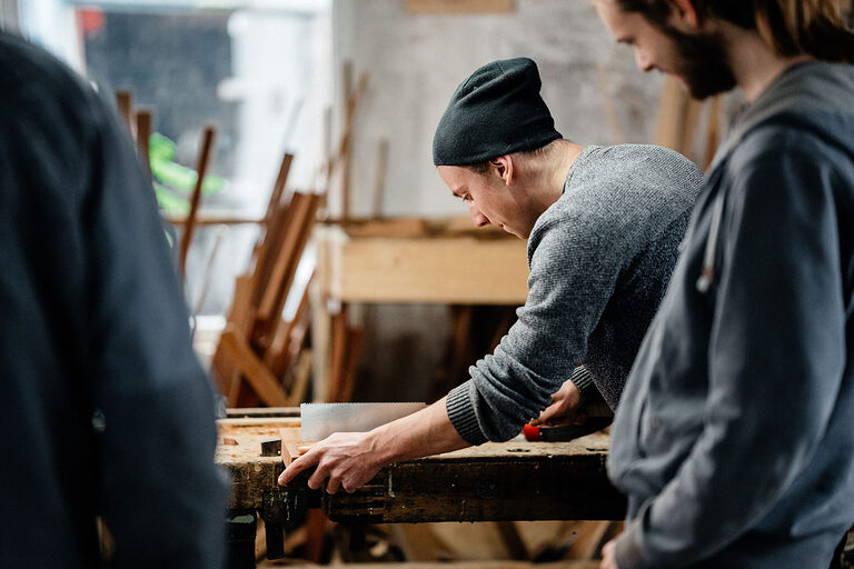 Ausbildung Berlin, Ausbildungsplätze 2023, Beruf, Willkommen im Handwerk, Bootsbauer, Boot, Schiff, Azubi, Holzgewerbe