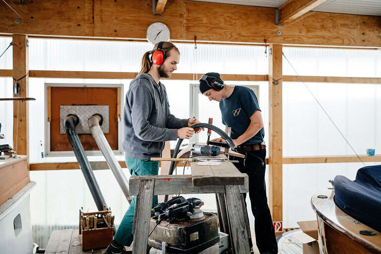 Ausbildung Berlin, Ausbildungsplätze 2023, Beruf, Willkommen im Handwerk, Bootsbauer, Boot, Schiff, Azubi, Holzgewerbe