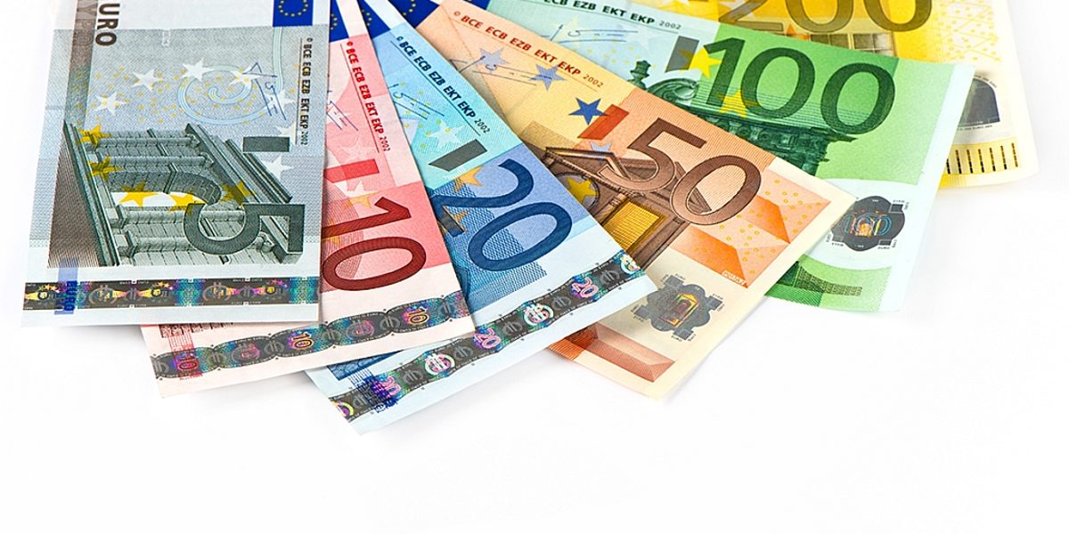 Geldscheine, Euro-Währung, Geld, Konto, Bank, Bankwesen, Banknote, Geschäft, Bargeld, Handel, Kredit, Krise, Währung, Wirtschaft, Euro, Europa, Finanzen 