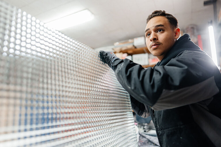 Ausbildung, Ausbildungsplätze 2024, Glaser, Glasbau, Azubi, Fenster, Türen, Schaufenster, Vitrinen Auszubildende