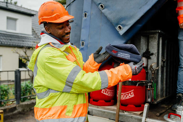Ausbildung, Ausbildungsplätze 2024, Maurer, Tiefbau, Azubi, Baugrube, Rohrleitung, Versorgungssystem, Verkehrsweg, Tunnelbau, Bohrung