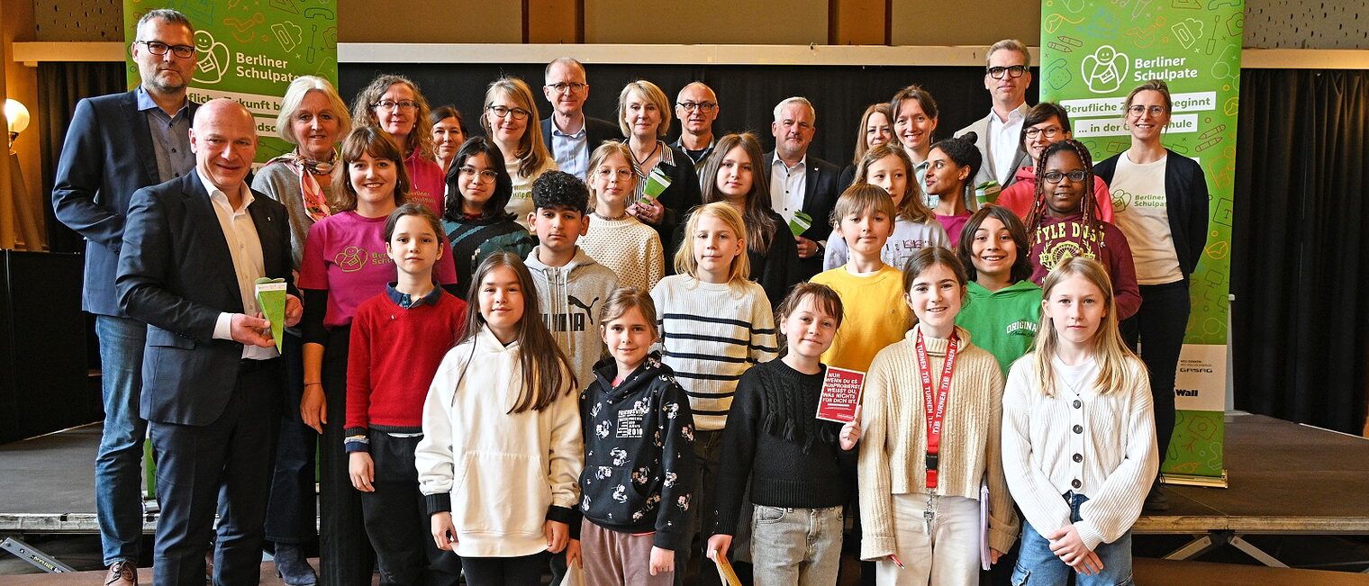 Regierender B&uuml;rgermeister, Kai Wegner, Allegro-Grundschule, Berliner Schulpate, Handwerkskammer, Pr&auml;sidentin Carola Zarth