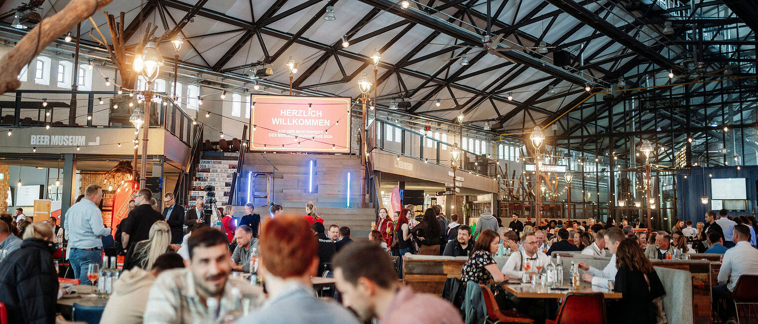 Meisterfeier 2024, Meisterinnen, Meister, Glückwunsch, Ehrung, Meisterbrief, Handwerkskammer Berlin, Jahrgang 2023, BrewDog