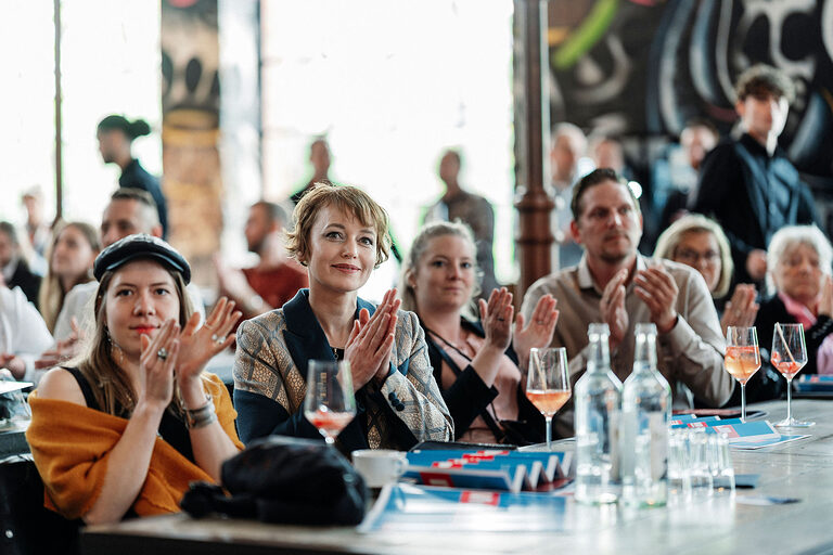 Meisterfeier 2024, Meisterinnen, Meister, Glückwunsch, Ehrung, Meisterbrief, Handwerkskammer Berlin, Jahrgang 2023, BrewDog