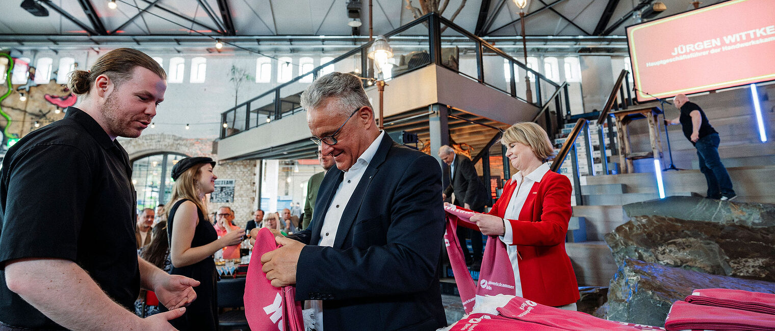 Meisterfeier 2024, Meisterinnen, Meister, Glückwunsch, Ehrung, Meisterbrief, Handwerkskammer Berlin, Jahrgang 2023, BrewDog