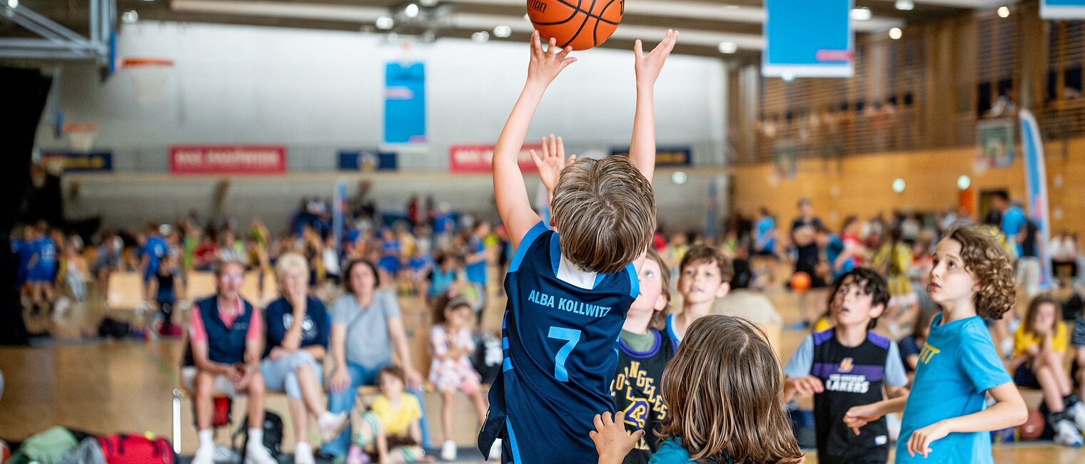Basketball, Finalturnier, Grundschulliga, ALBA, Saison 2023/2024, Max-Schmeling-Halle, Handwerkskammer, das Handwerk, Black Box