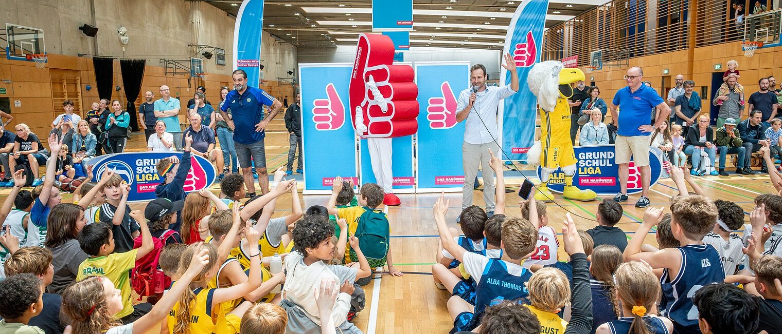 Basketball, Finalturnier, Grundschulliga, ALBA, Saison 2023/2024, Max-Schmeling-Halle, Handwerkskammer, das Handwerk, Black Box
