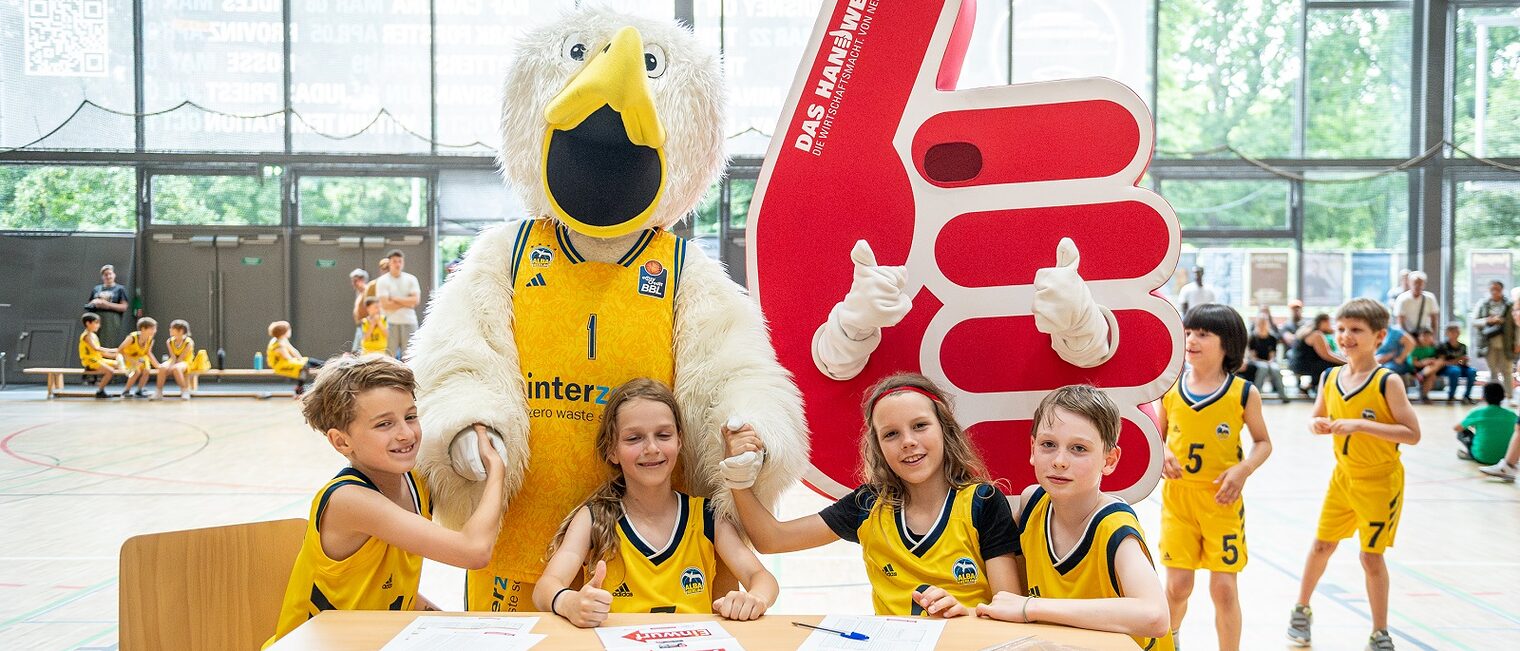 Basketball, Finalturnier, Grundschulliga, ALBA, Saison 2023/2024, Max-Schmeling-Halle, Handwerkskammer, das Handwerk, Black Box
