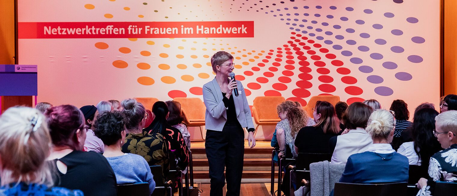 Netzwerktreffen, Frauen, Berliner Handwerk, Politik, Chancengleichheit, Vielfalt, Gleichstellung, Karriere, Handwerkerin