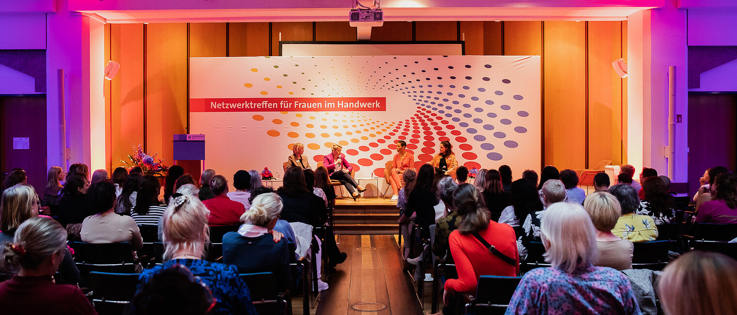 Netzwerktreffen, Frauen, Berliner Handwerk, Politik, Chancengleichheit, Vielfalt, Gleichstellung, Karriere, Handwerkerin