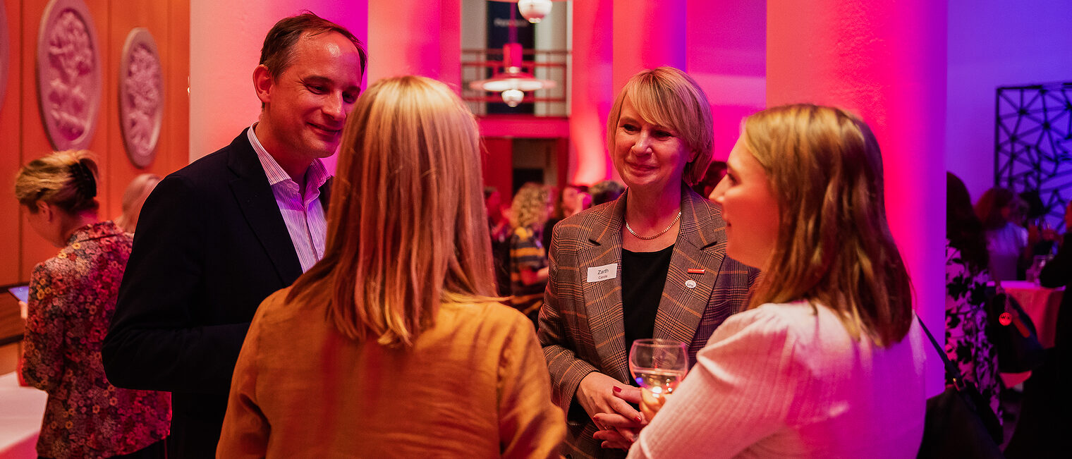 Netzwerktreffen, Frauen, Berliner Handwerk, Politik, Chancengleichheit, Vielfalt, Gleichstellung, Karriere, Handwerkerin