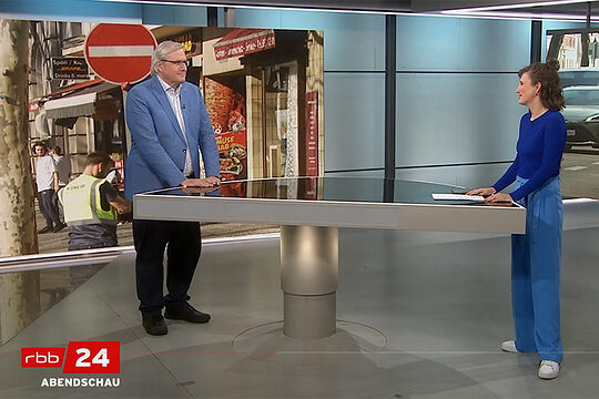 Jürgen Wittke, Hauptgeschäftsführer der Handwerkskammer Berlin, in der rbb Abendschau