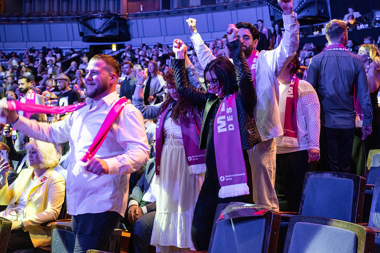 Handwerkskammer Berlin ehrt am 11. Mai 2025 im Friedrichstadt-Palast die Meisterinnen und Meister des Jahrgangs 2024: Saal
