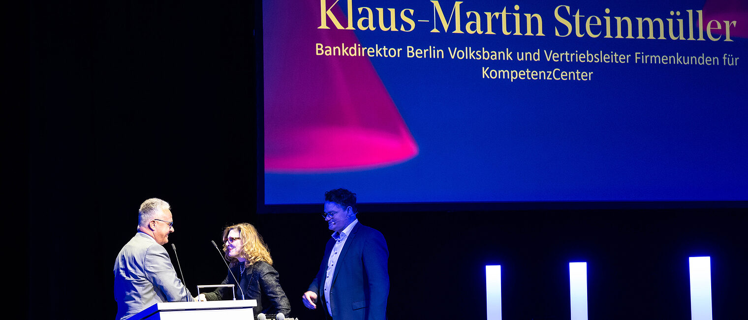 Handwerkskammer Berlin ehrt am 11. Mai 2025 im Friedrichstadt-Palast die Meisterinnen und Meister des Jahrgangs 2024: Moderation