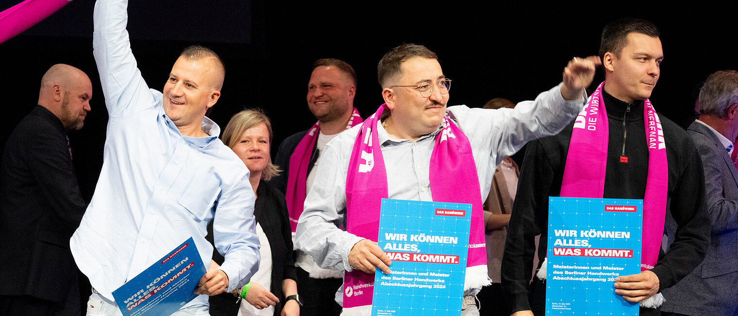Handwerkskammer Berlin ehrt am 11. Mai 2025 im Friedrichstadt-Palast die Meisterinnen und Meister des Jahrgangs 2024: Bühne