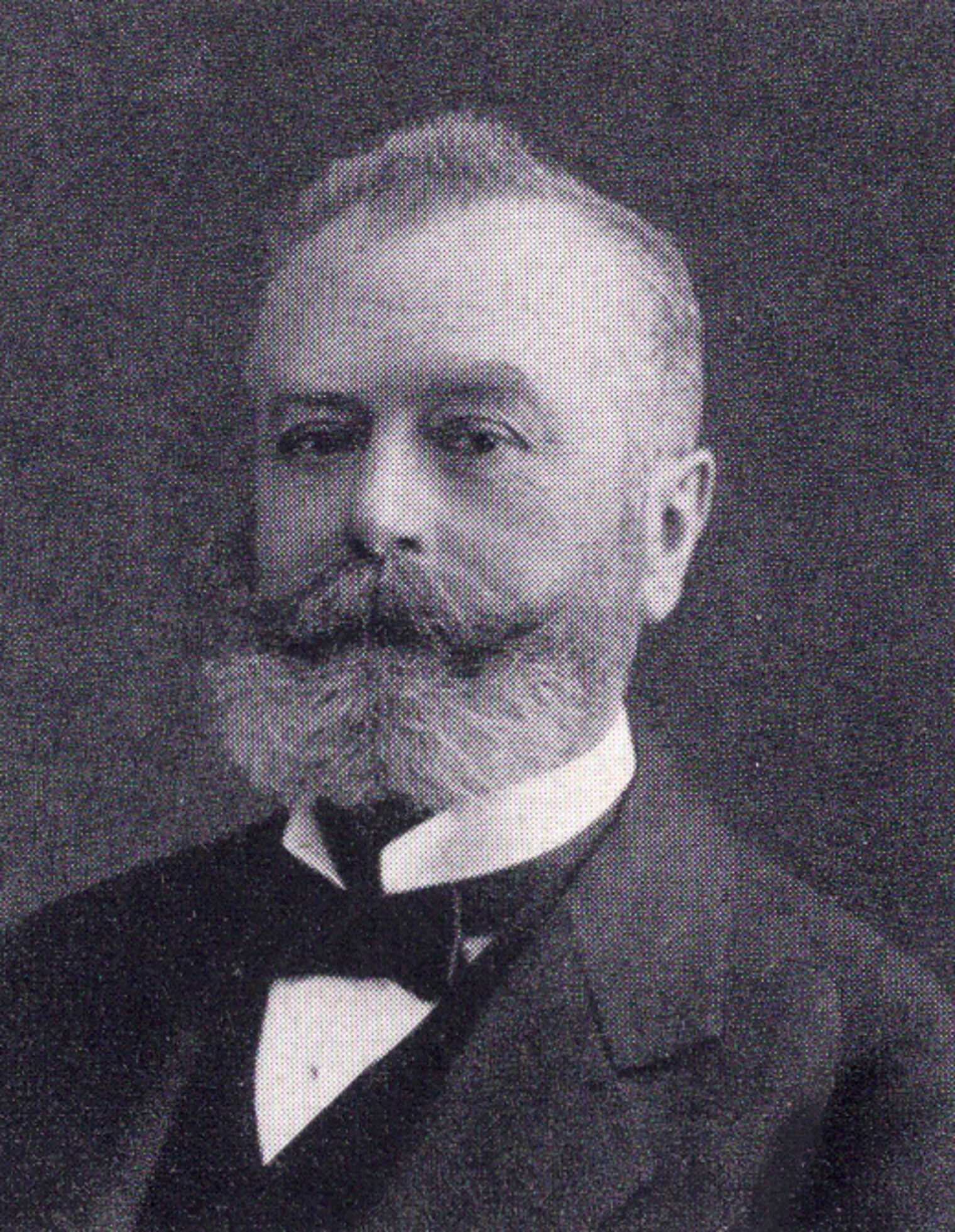 Gustav Brucklacher Gründer der Werkzeugschleiferei Brucklacher