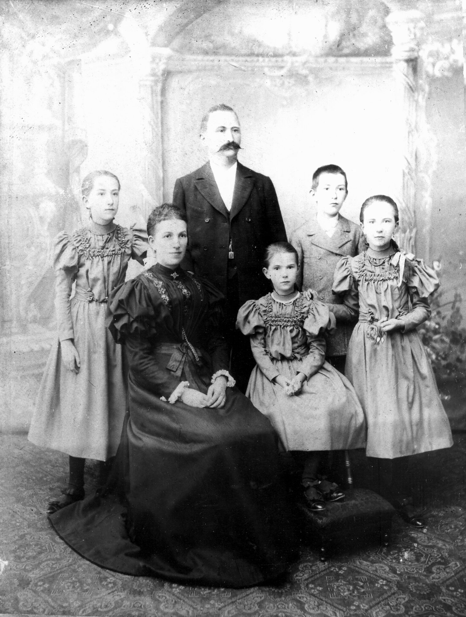 Theodor Hahn mit seiner Familie, um 1900