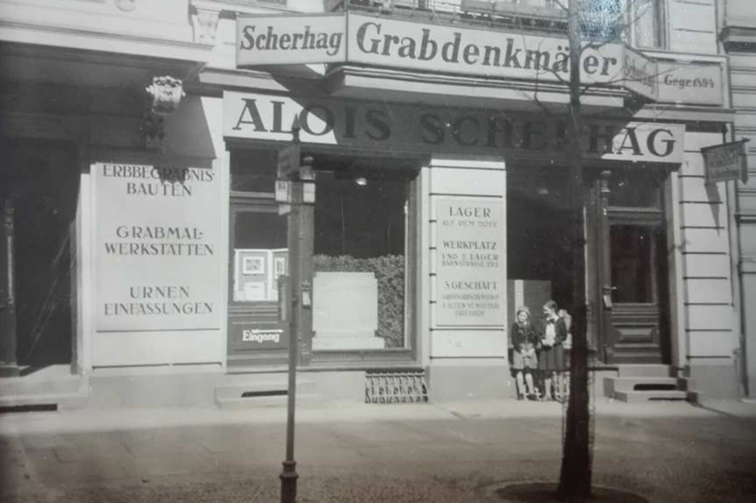 Scherhag-Steinmetzwerkstätten GmbH : Seit 1910 Betriebssitz in der Kolonnenstr. 42