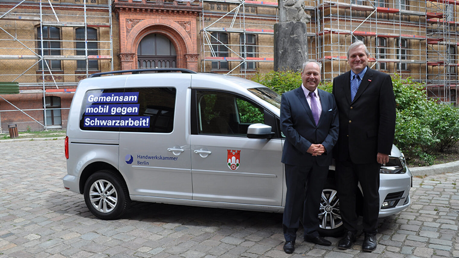 Schwarzarbeit, Bekämpfung, Kooperation, Handwerkskammer Berlin, Ahndungsstelle für Ordnungswidrigkeiten, Berlin, Berliner Handwerk 