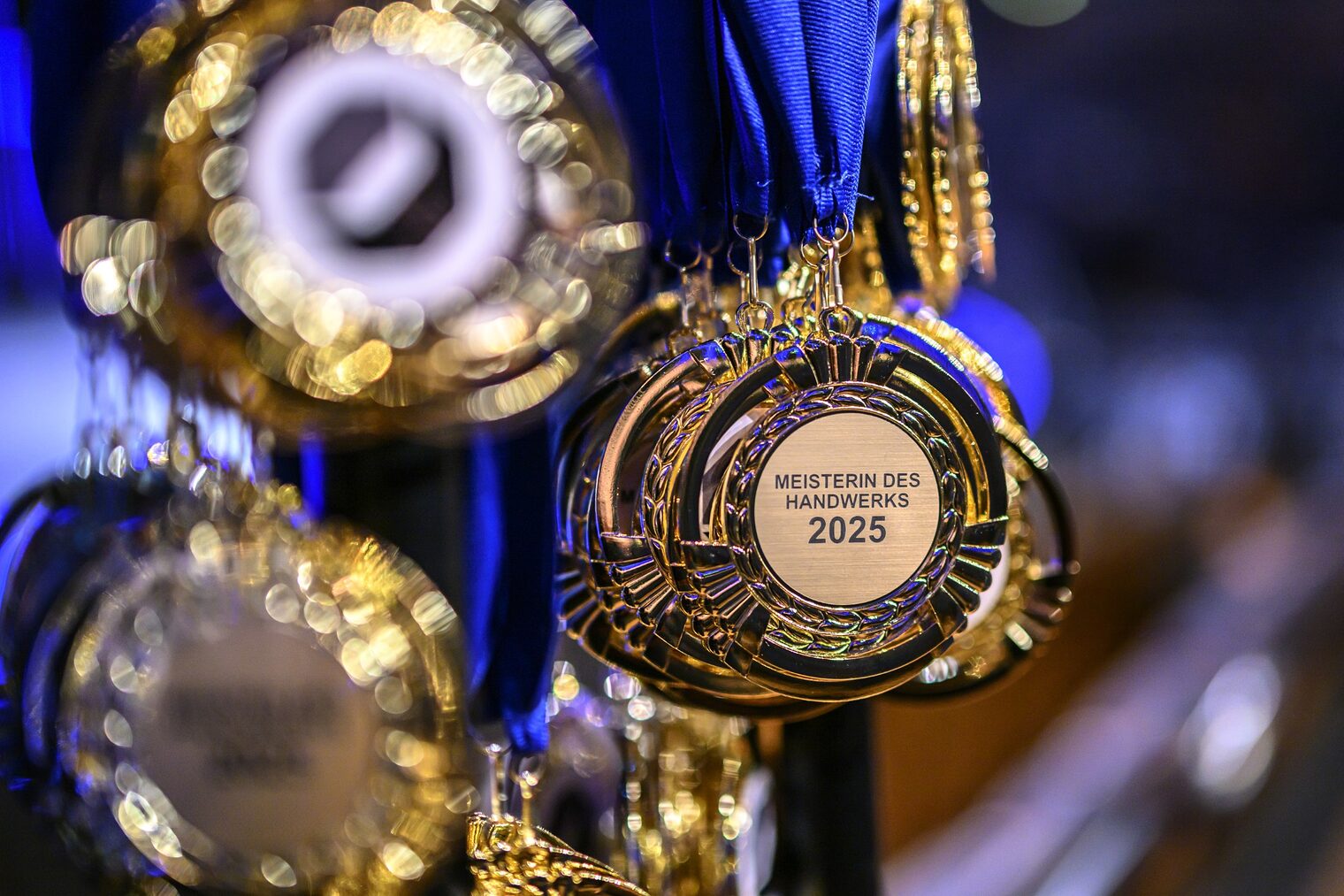  Meisterfeier des Berliner Handwerks, Friedrichstadtpalast, 31.05.2026 Berlin, Medaille Meisterin des Handwerks 2026