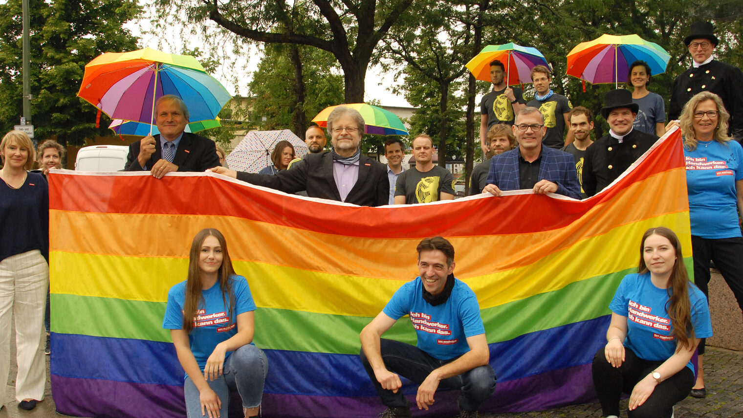 Hissen der Regenbogenfahne, Handwerkskammer Berlin, Carola Zarth, Präsidentin der Handwerkskammer Berlin